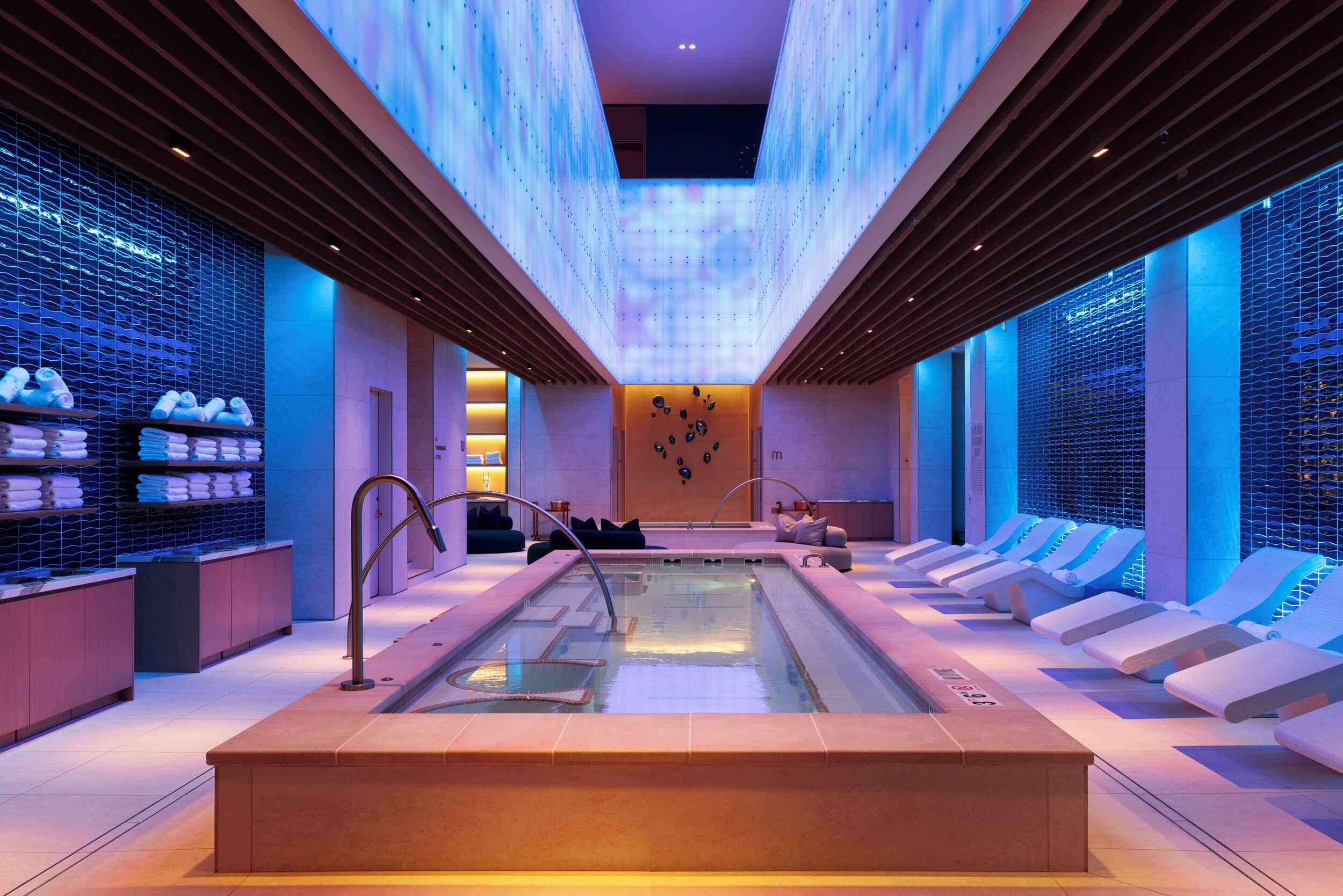 Fontainebleau Las Vegas, MICHELIN Key Award Hotel photo 5